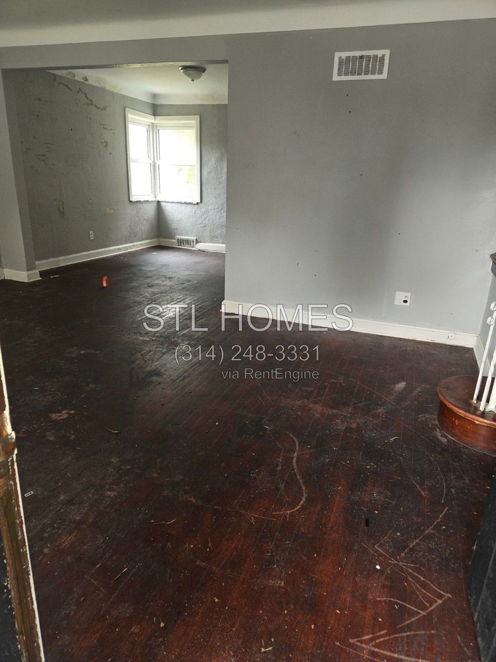3217 Kemp Dr - Photo 7 of 20