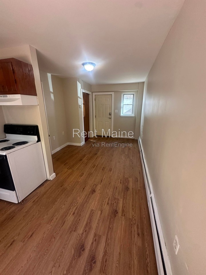 176 Augusta Rd #7 - Photo 6 of 21