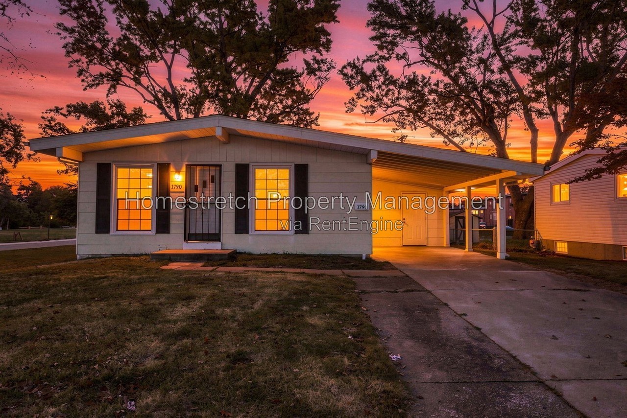 1790 Beverly Dr - Photo 2 of 24