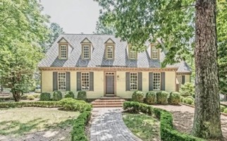 featured image of 2329 Heartley Dr