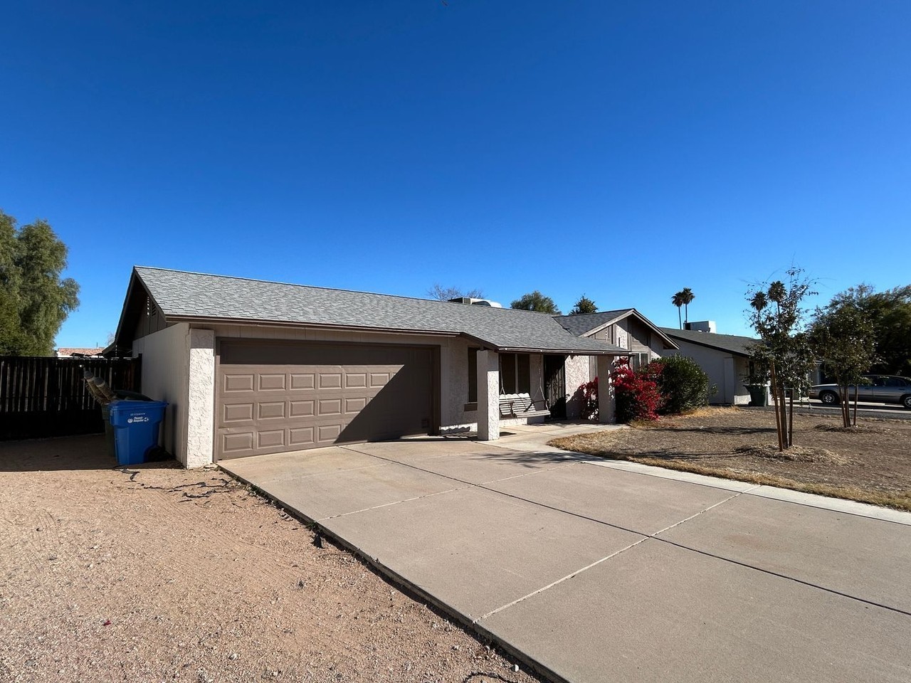 14409 N 45th Ave - Photo 2 of 17