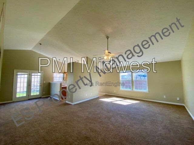 7203 Jupiter Dr - Photo 6 of 32