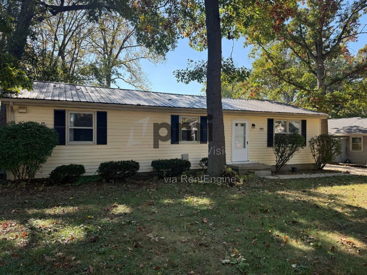 641 Bucks Lair Ct - Photo 2 of 4