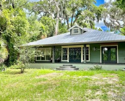 featured image of 35925 Lakeshore Dr