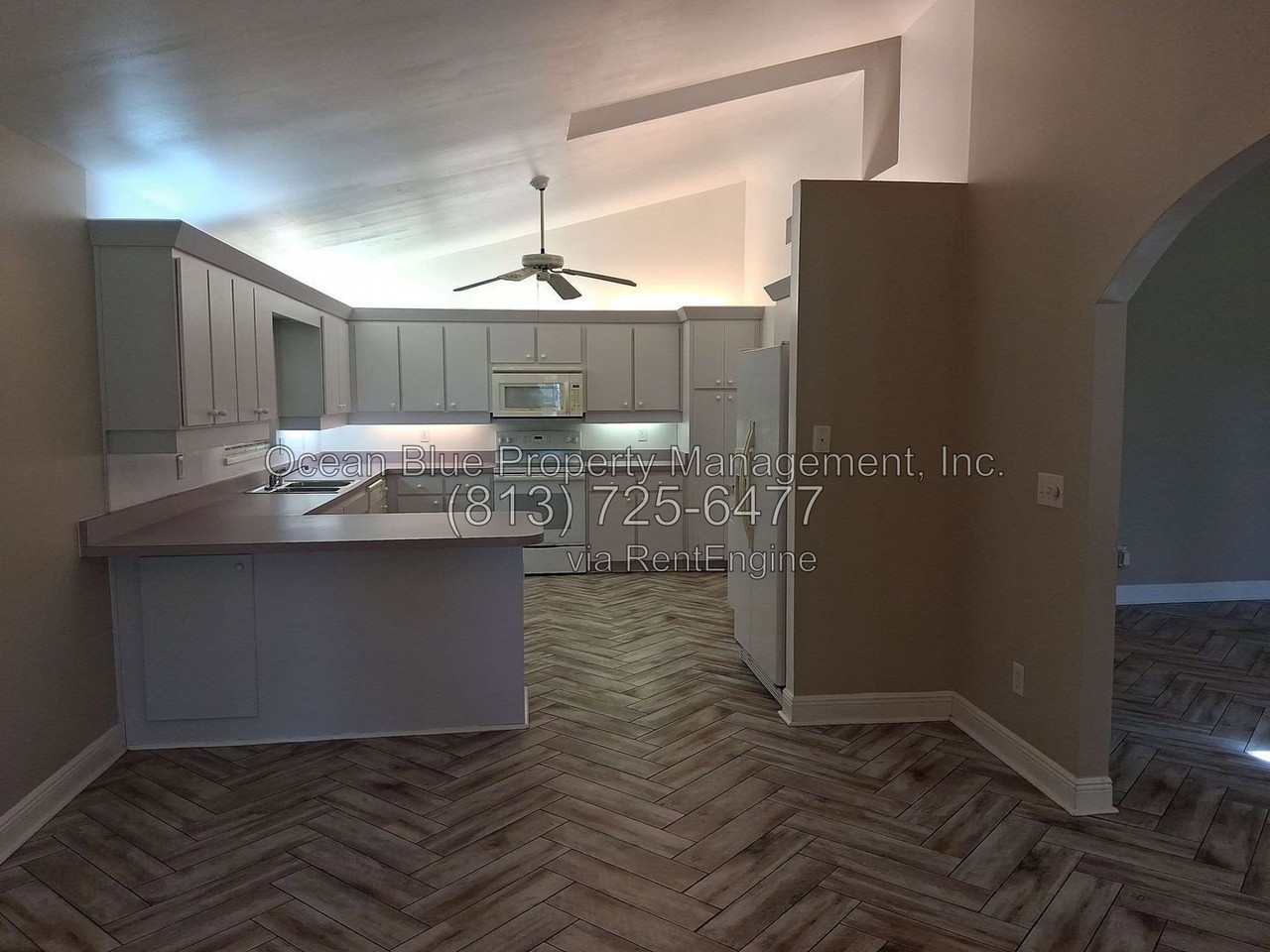 35925 Lakeshore Dr - Photo 4 of 26