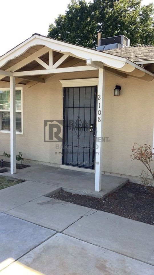 2108 Hughes Ln - Photo 2 of 12