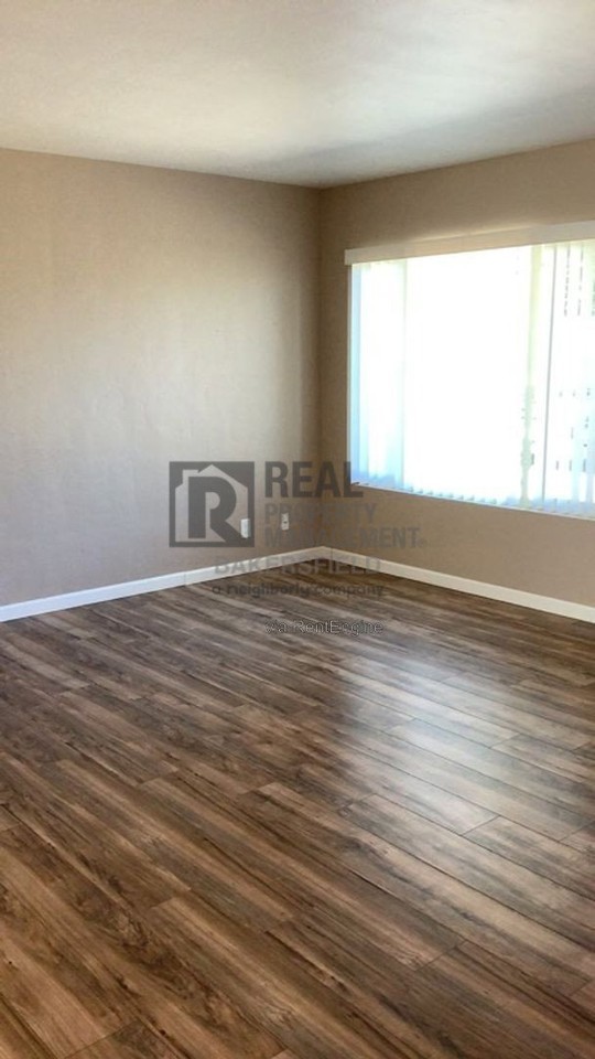 2108 Hughes Ln - Photo 3 of 12
