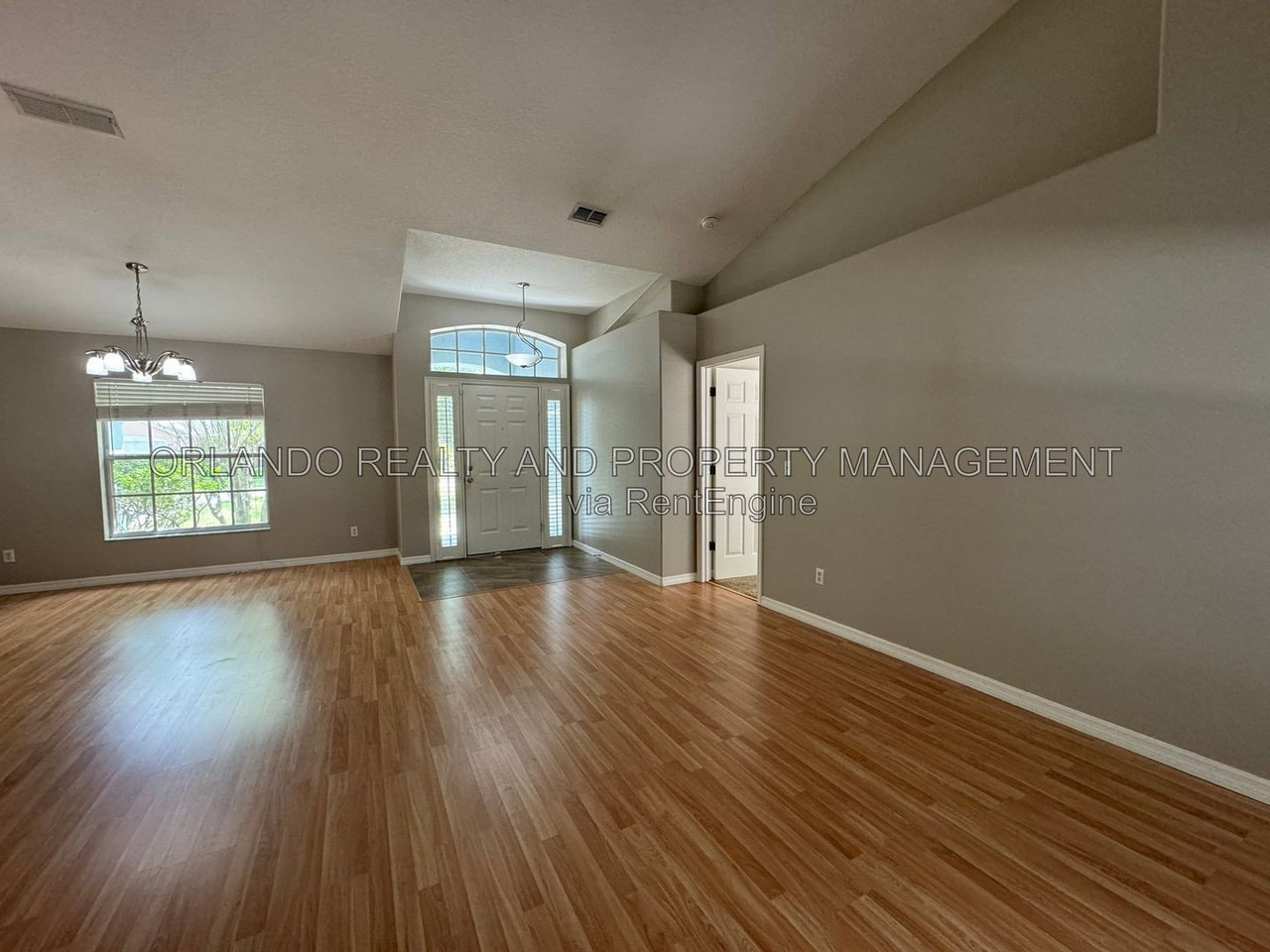 224 Pleasant Hill Dr - Photo 4 of 30