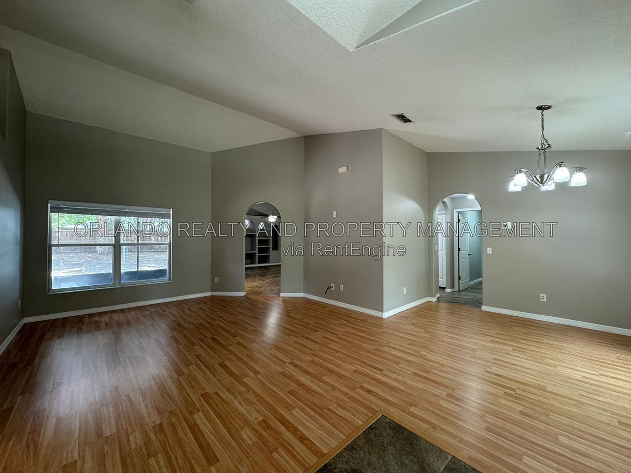 224 Pleasant Hill Dr - Photo 5 of 30