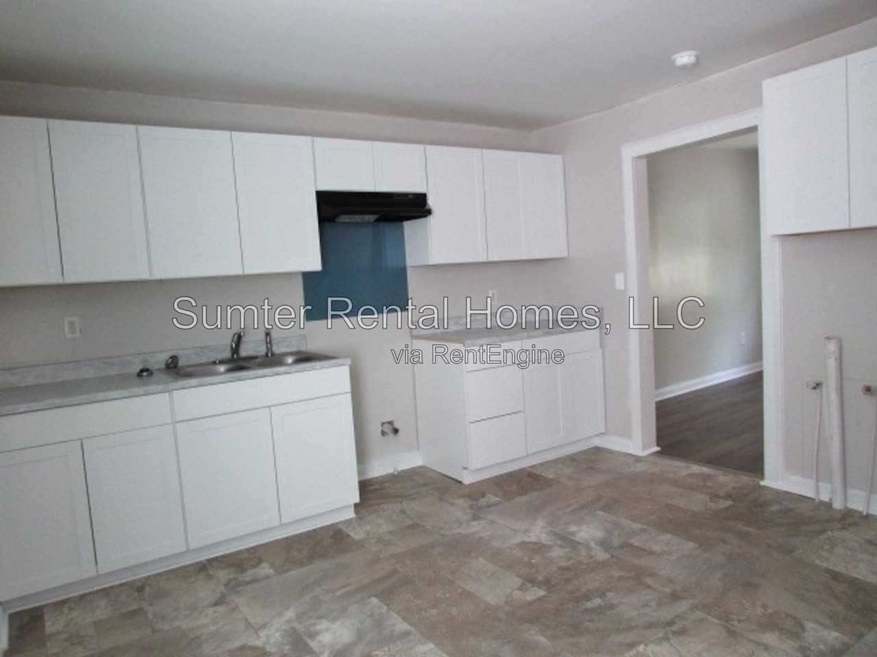 408 Robney Dr - Photo 3 of 9