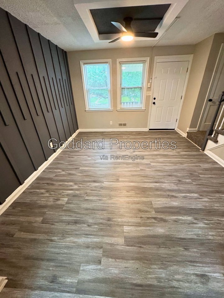 3548 Mcshane Way - Photo 3 of 16
