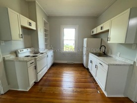 2358 Sackett St - Photo 1 of 1