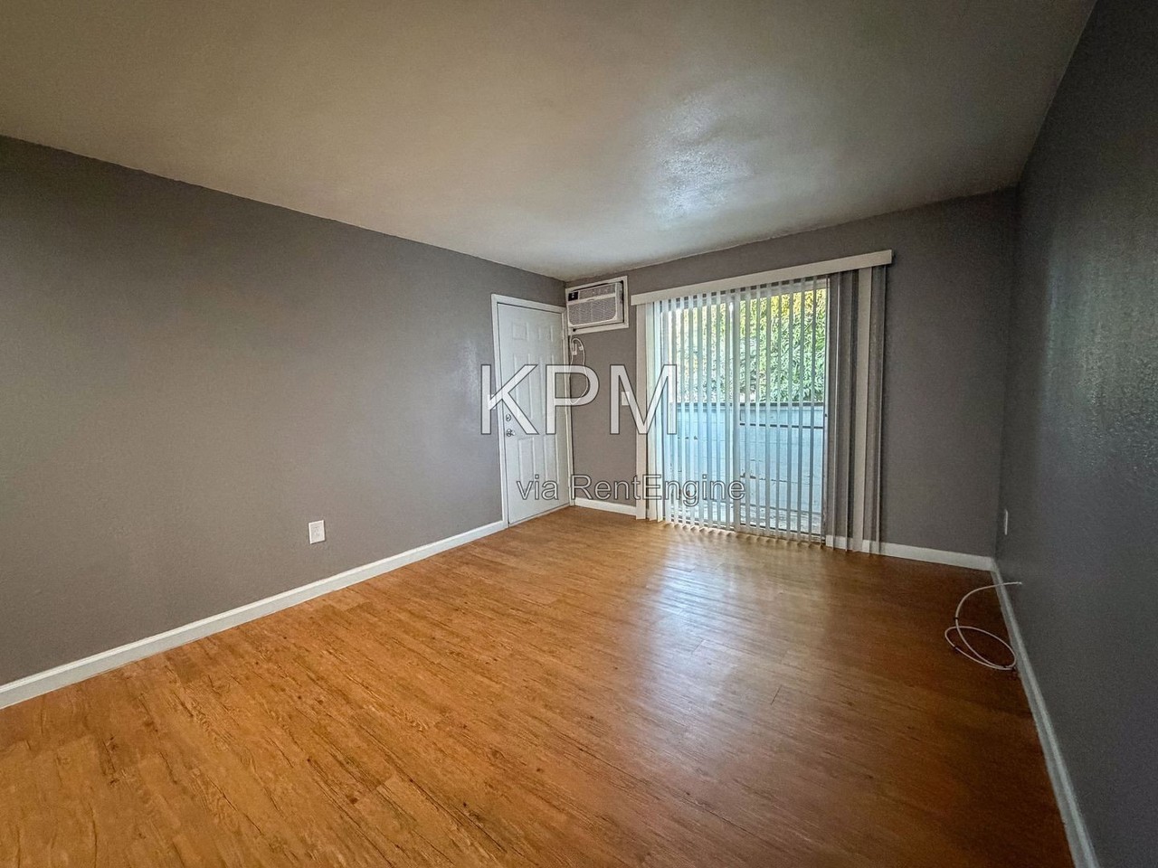 3939 N Pershing Ave #042 - Photo 2 of 11