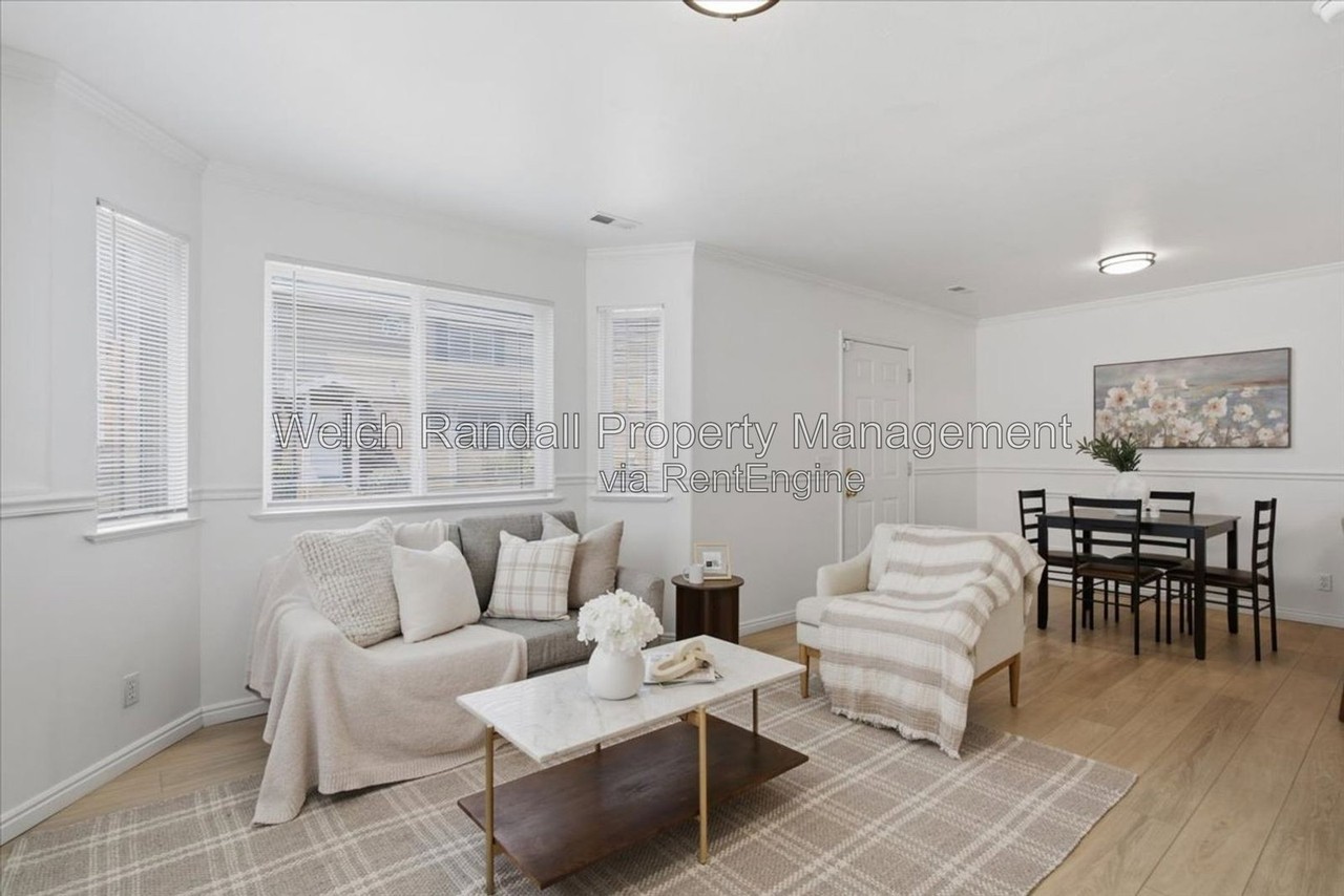 1093 Healy St - Photo 7 of 32