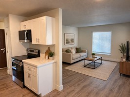 featured image of 400 S Saliman Rd