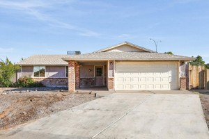 featured image of 703 S 75th St