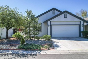 featured image of 121 Sawgrass Ln