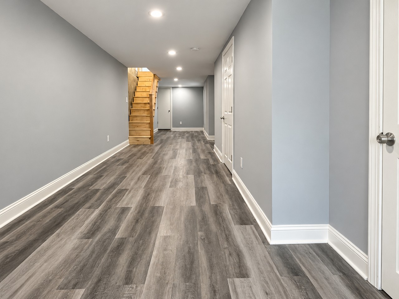 5414 Whitby Ave - Photo 2 of 10