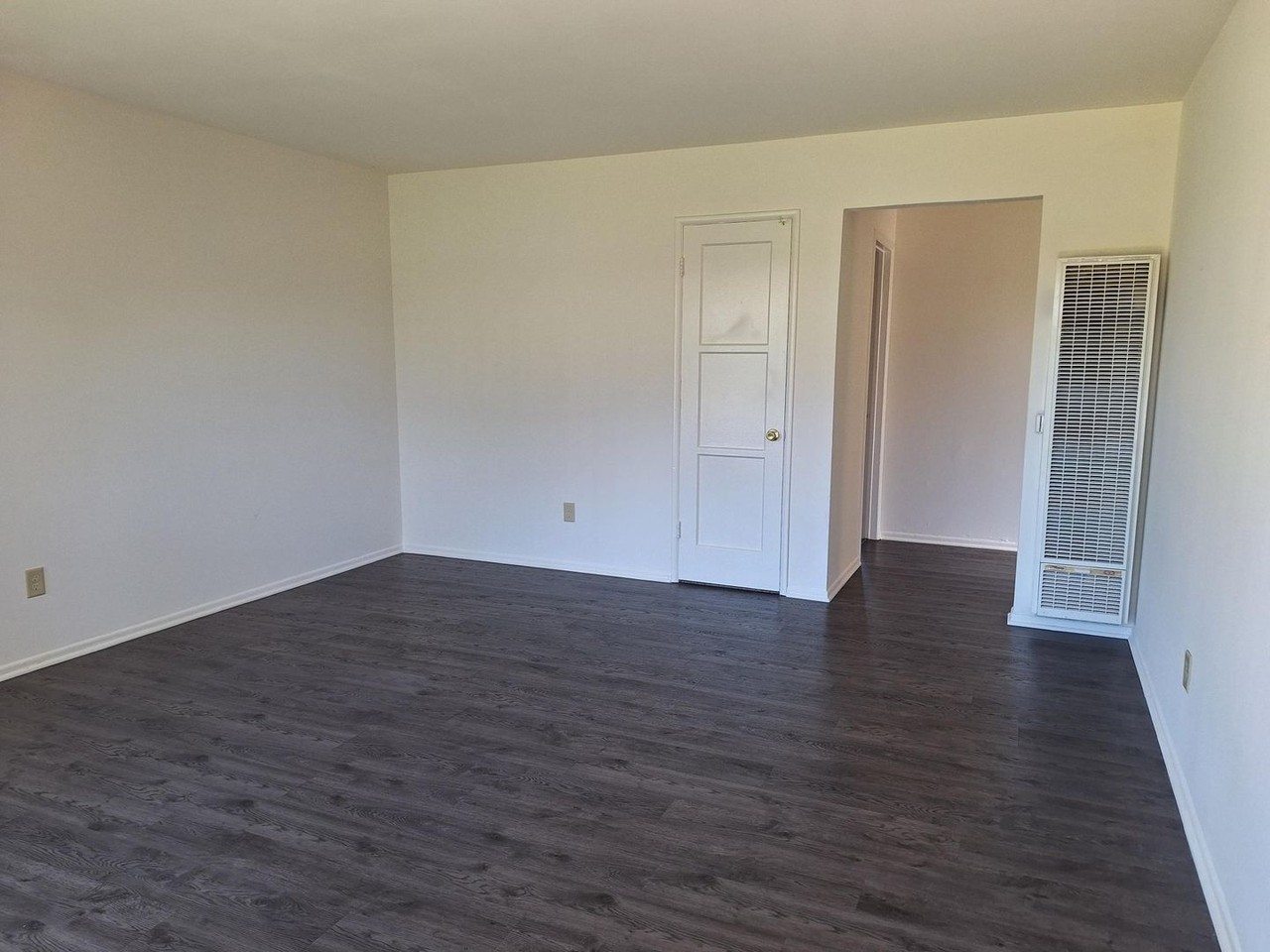 4761 Coconino Way - Photo 2 of 10