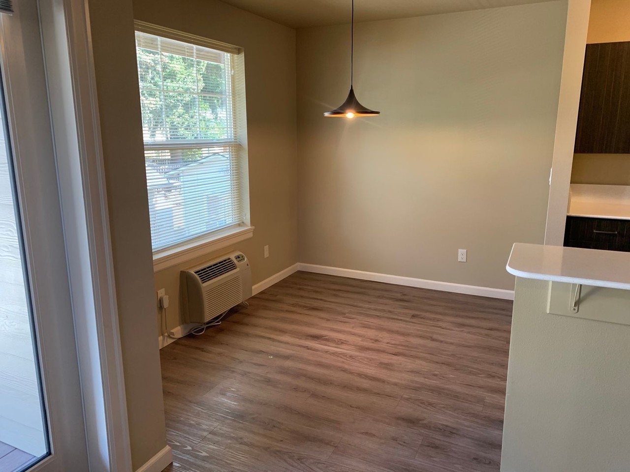 690 Se 5th Ave #202 - Photo 5 of 15