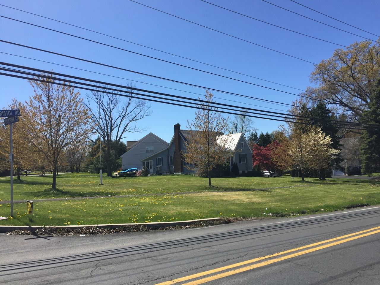 2548 Bristol Road - Photo 3 of 17