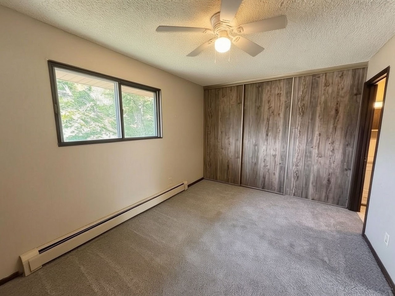 1429 Case Ave - Photo 6 of 7