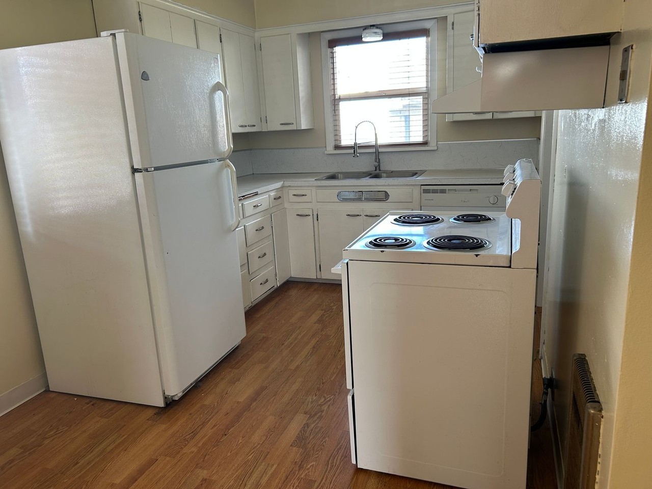 2762 Maryland St - Photo 4 of 15