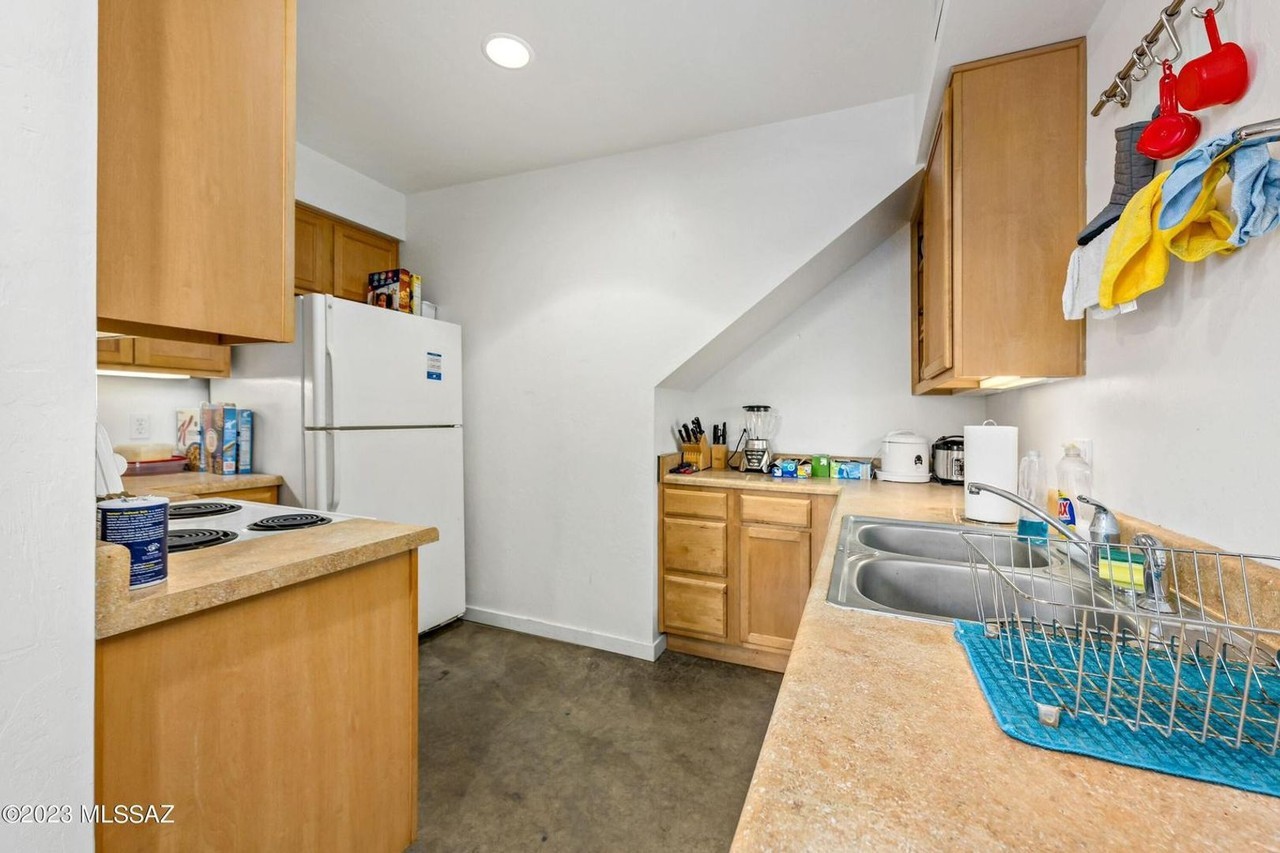 525 N Jacobus Ave - Photo 7 of 25