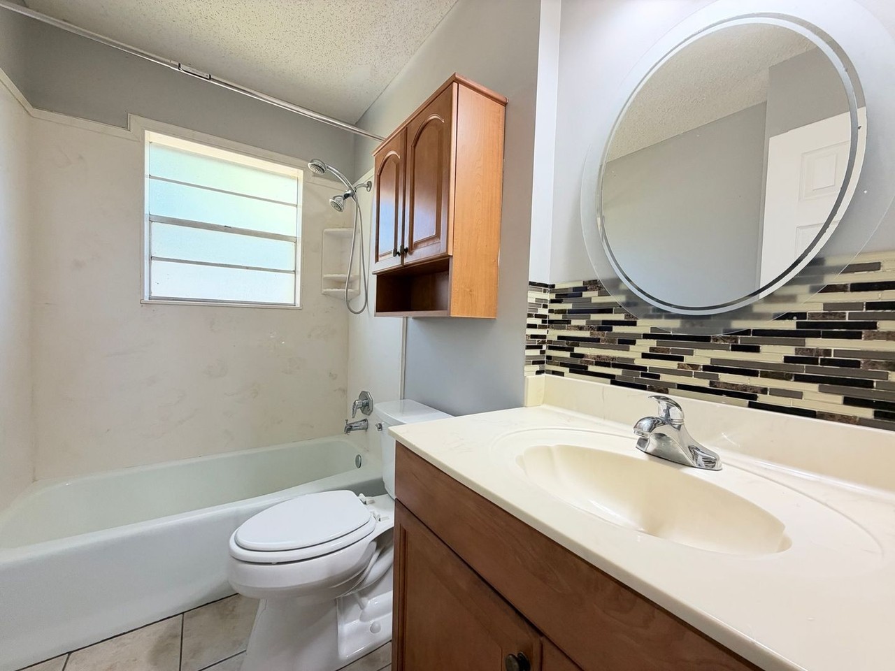 6460 Forest Glen Dr - Photo 6 of 8