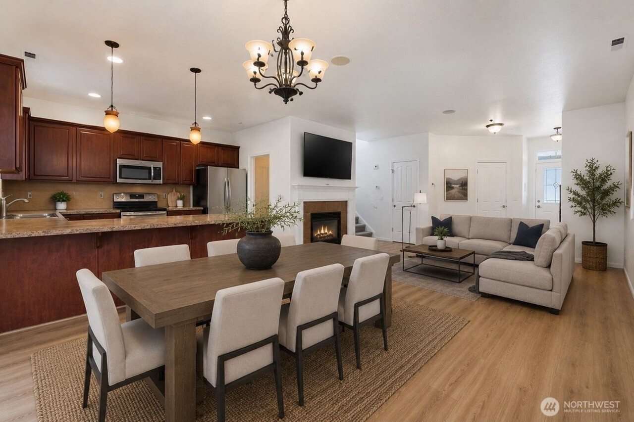 6072 Park St E - Photo 5 of 10
