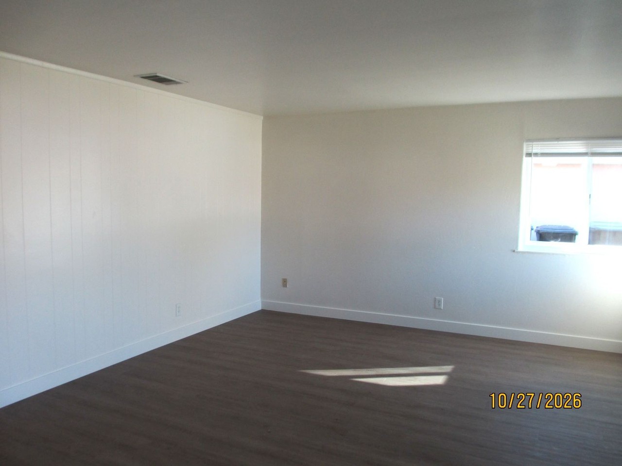 1117 Amberwood Rd - Photo 3 of 12