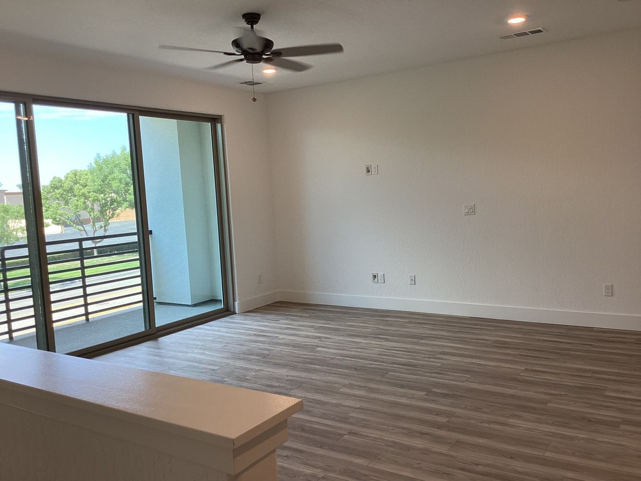 652 W Mahogany Ln - Photo 6 of 50