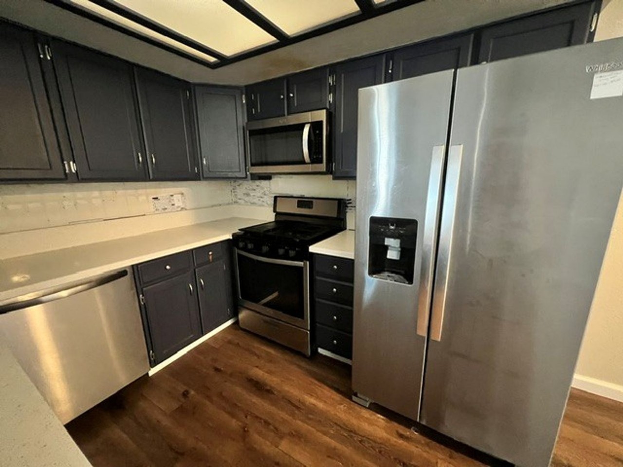 1404 Santa Margarita St #F - Photo 6 of 14