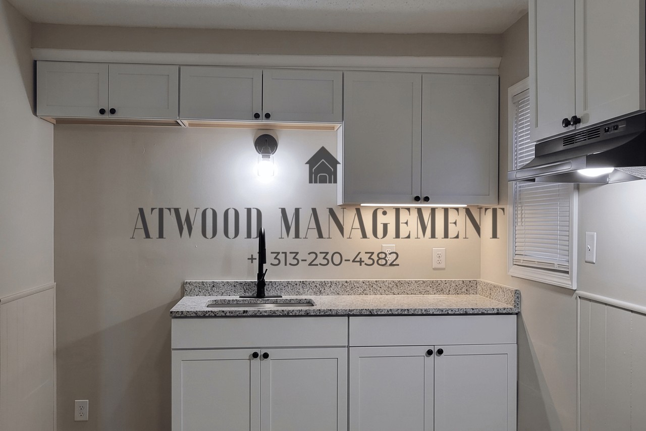 20201 Archdale St - Photo 2 of 13