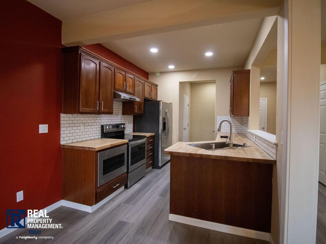 1902 190th Street Ct E - Photo 2 of 17