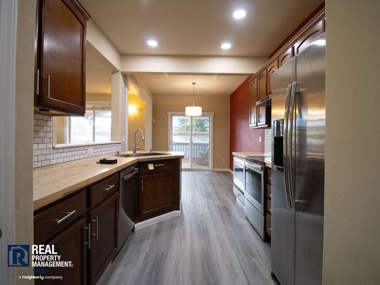 1902 190th Street Ct E - Photo 3 of 17