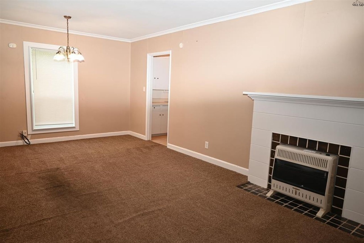 2214 Fillmore St - Photo 3 of 23