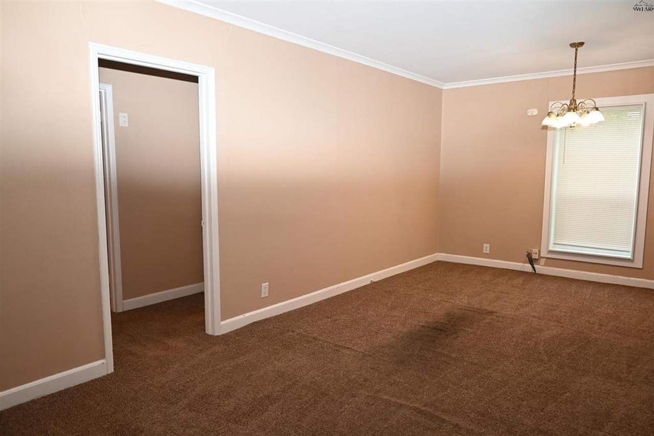2214 Fillmore St - Photo 6 of 23