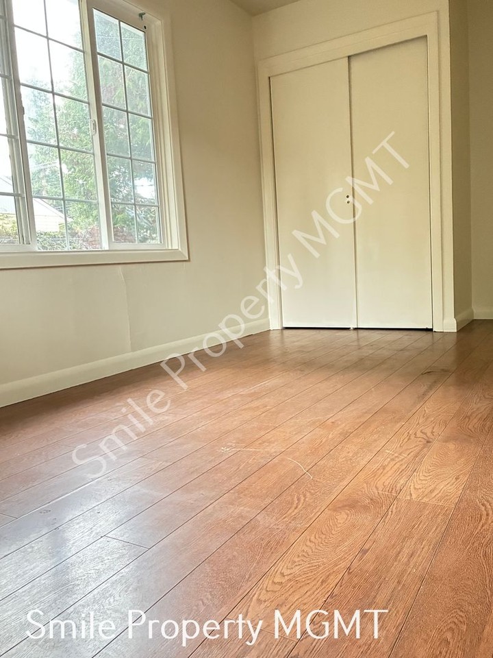 11414 Se Powell Blvd - Photo 4 of 20