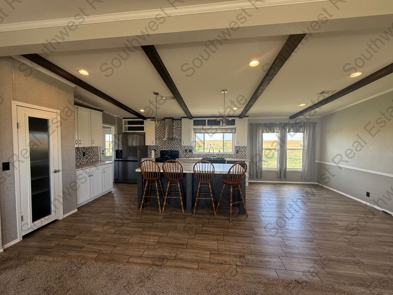 409 Curry Road 9 - Photo 3 of 11