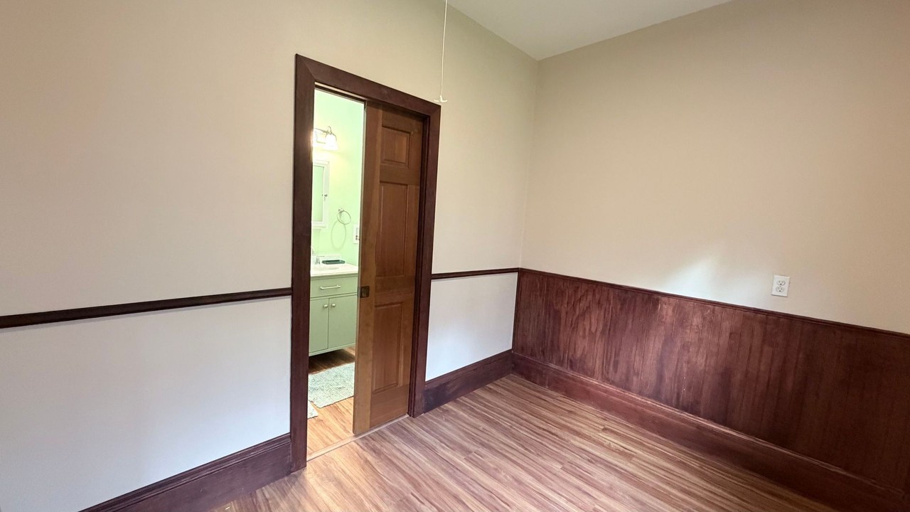 417 E Nora Ave #B - Photo 7 of 9
