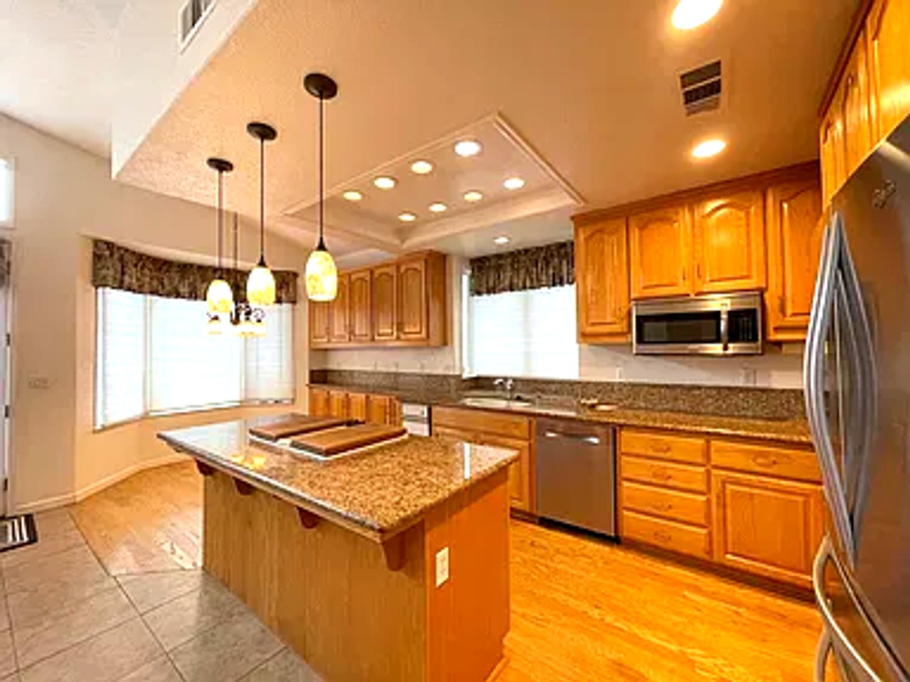 7803 Medinah Ct - Photo 3 of 30