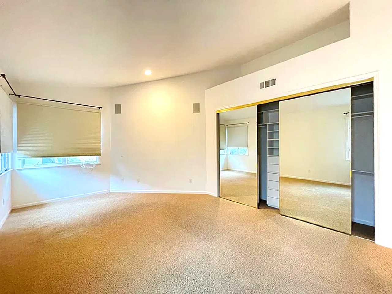 7803 Medinah Ct - Photo 5 of 30