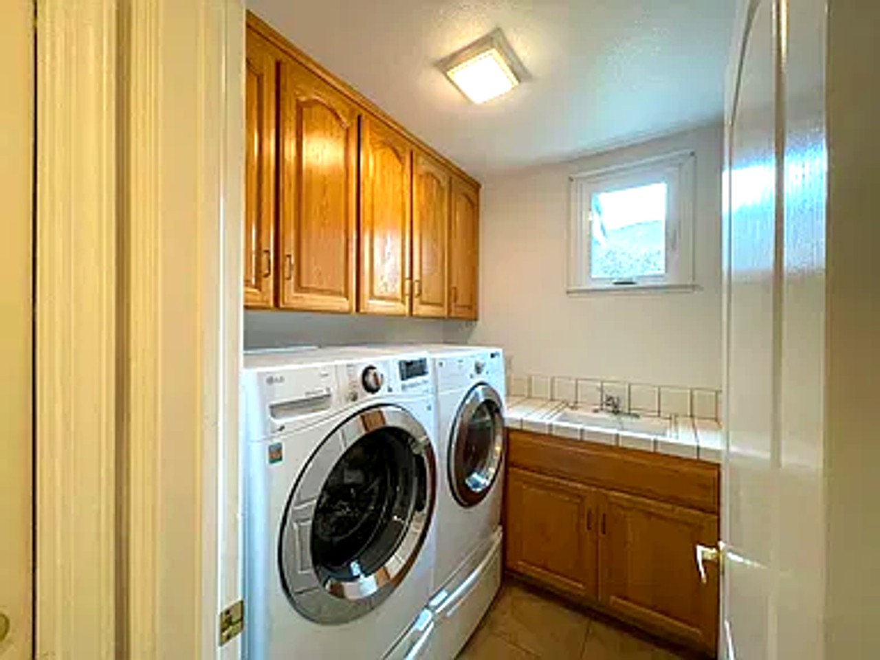 7803 Medinah Ct - Photo 6 of 30