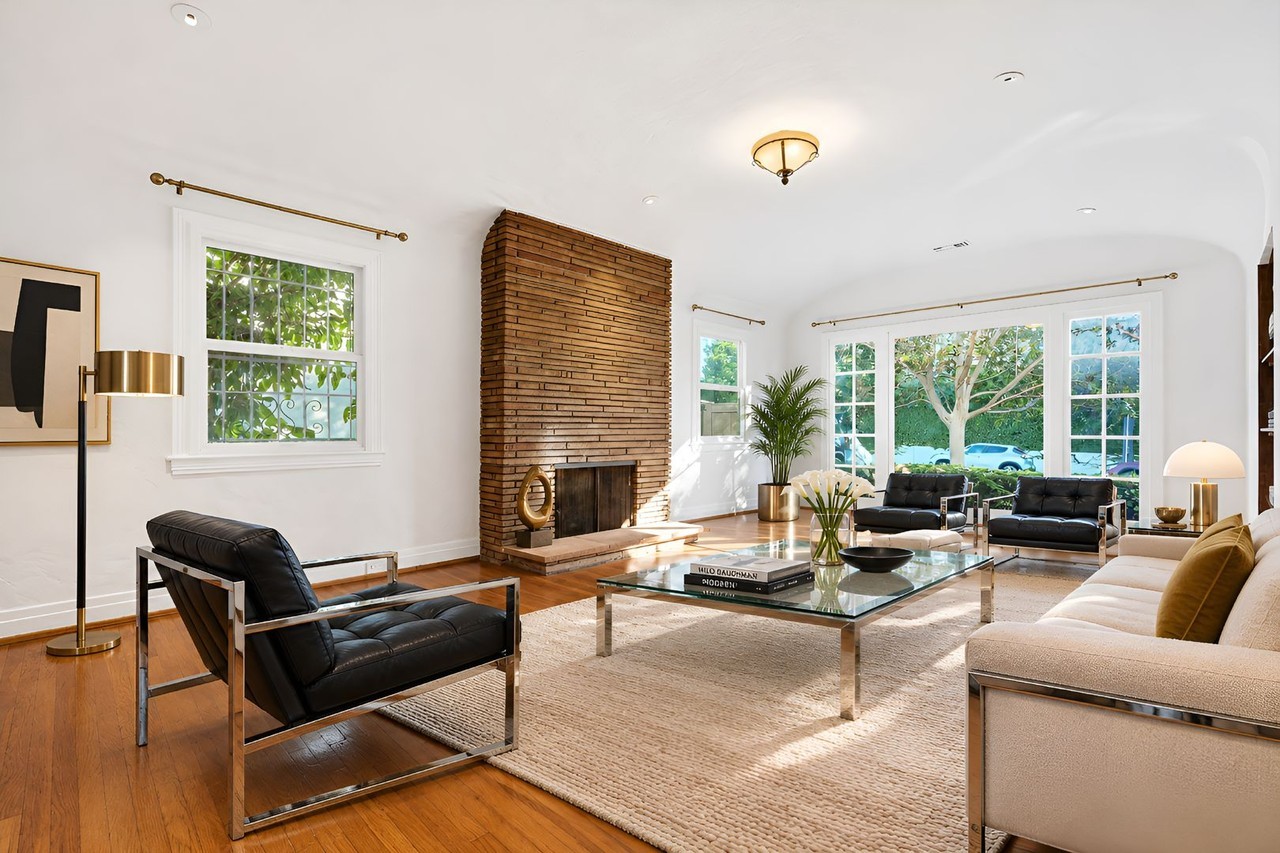 109 N Gower St - Photo 2 of 50