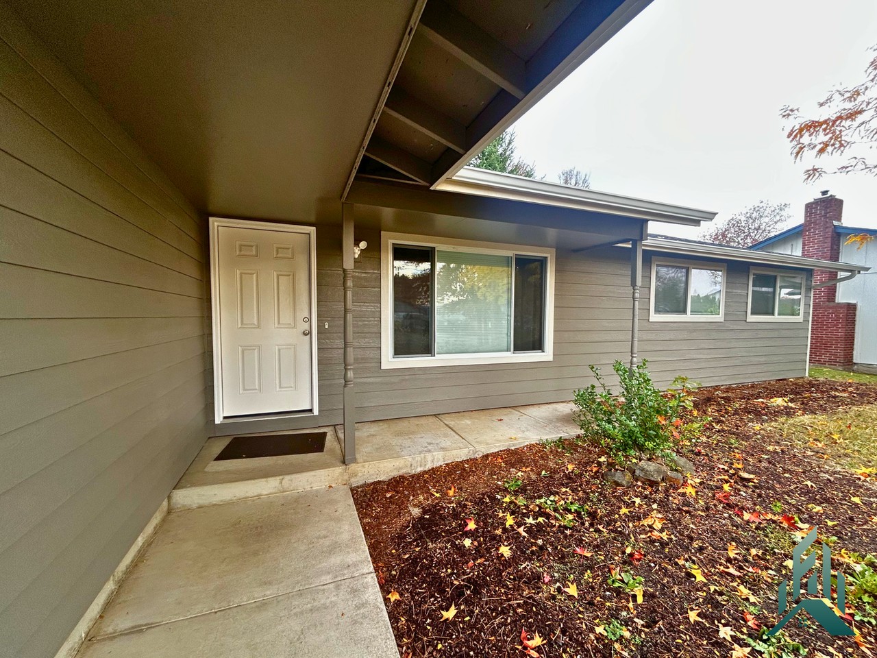 3431 Chicago St Se - Photo 2 of 17