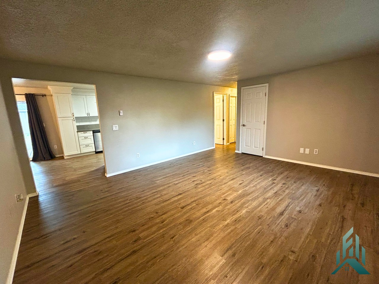 3431 Chicago St Se - Photo 3 of 17