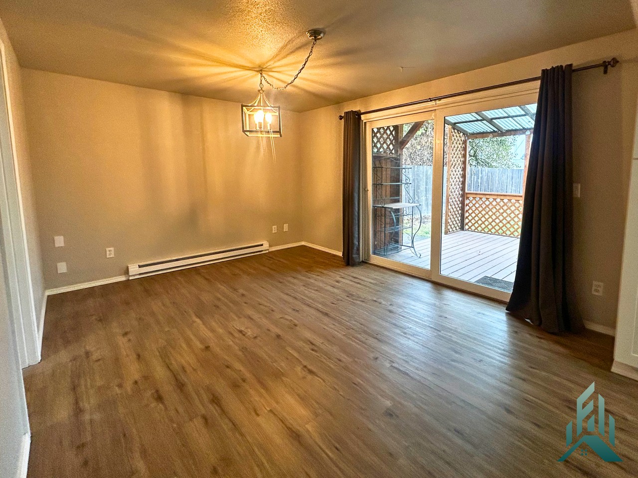 3431 Chicago St Se - Photo 7 of 17