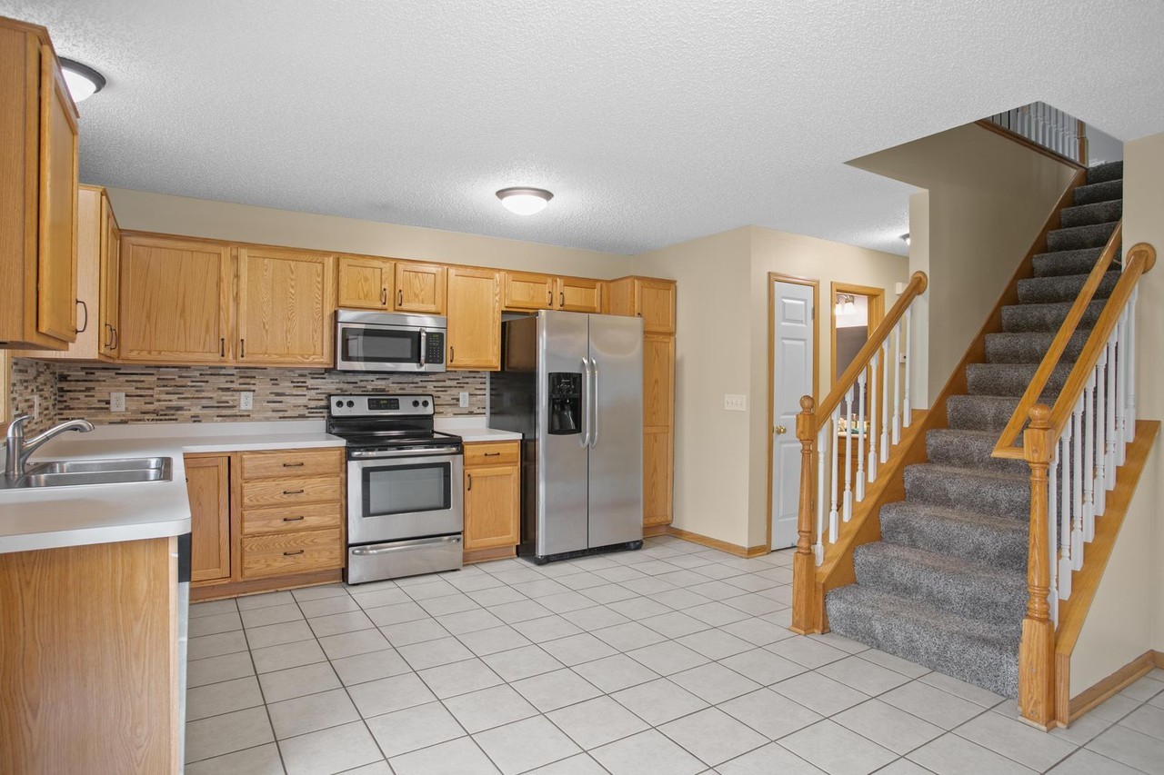 18018 Vance Cir Nw - Photo 5 of 16