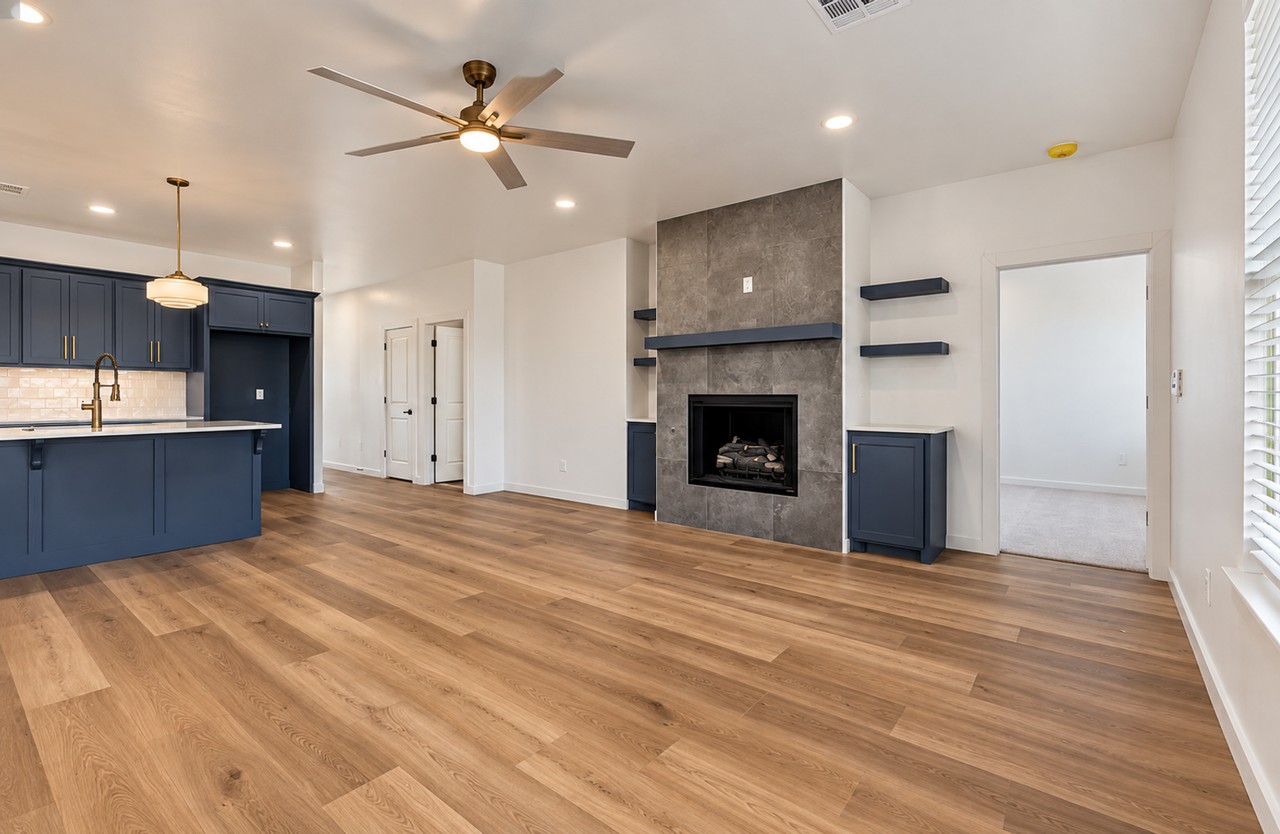 1813 Long Cove Ave - Photo 7 of 40